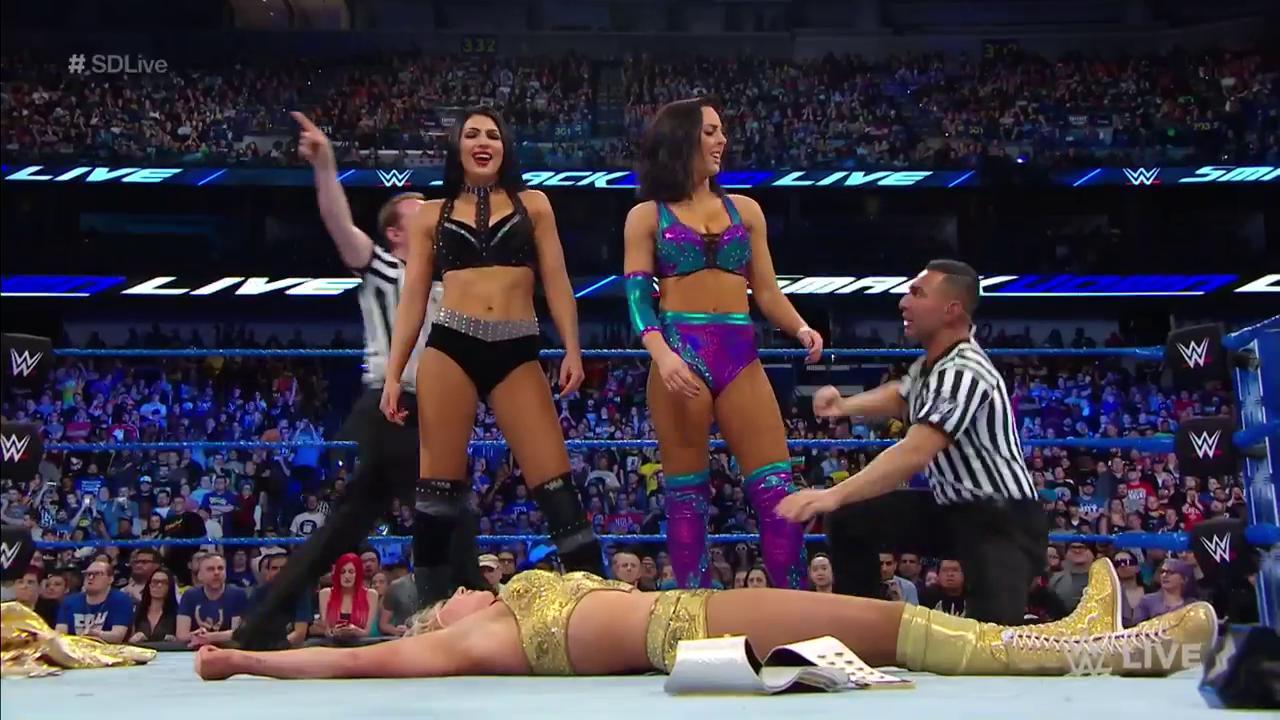 iconic smackdown
