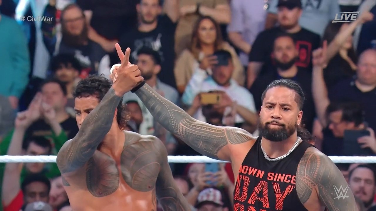 wwe money in the bank usos roman reigns bloodline