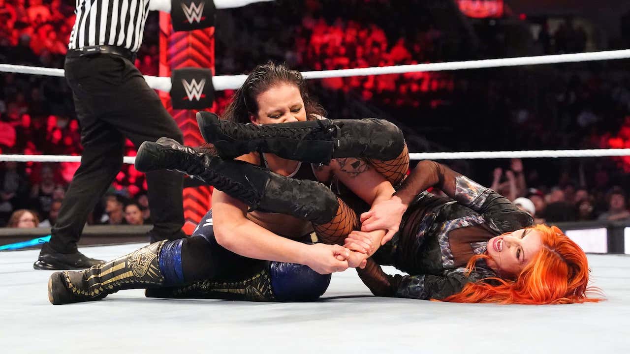 WWE Elimination Chamber 2024 : Becky Lynch qualifiée pour l'Elimination Chamber match.
